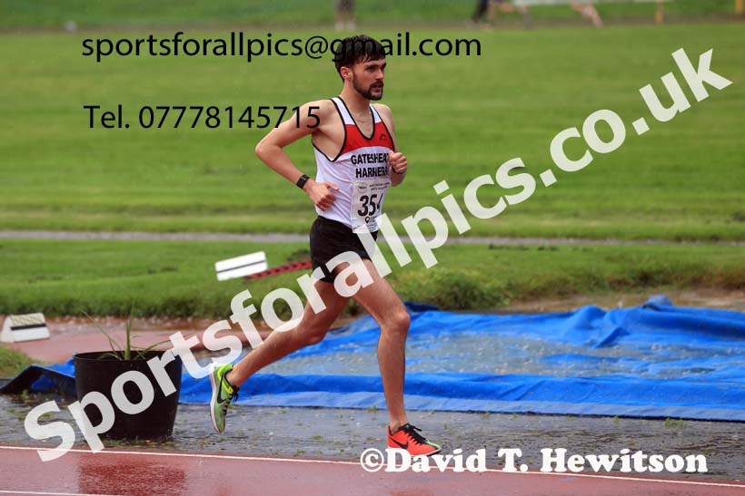 3000 metres, NEGP 2, Monkton Stadium.  Photo: David T. Hewitson/Sports for All Pics